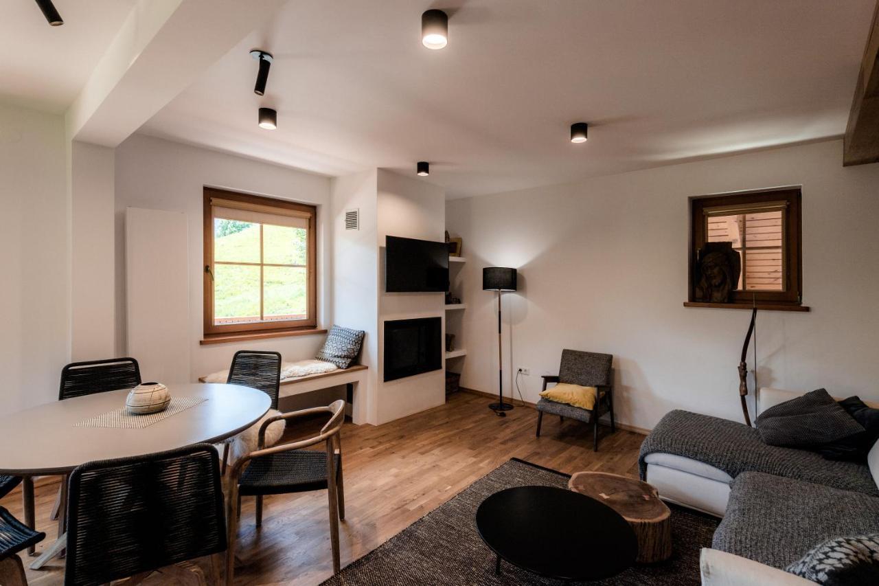 Tromeja Appartement Rateče Buitenkant foto